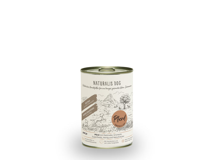 Pferd mit Pastinake, Superfoods und Naturkräuter